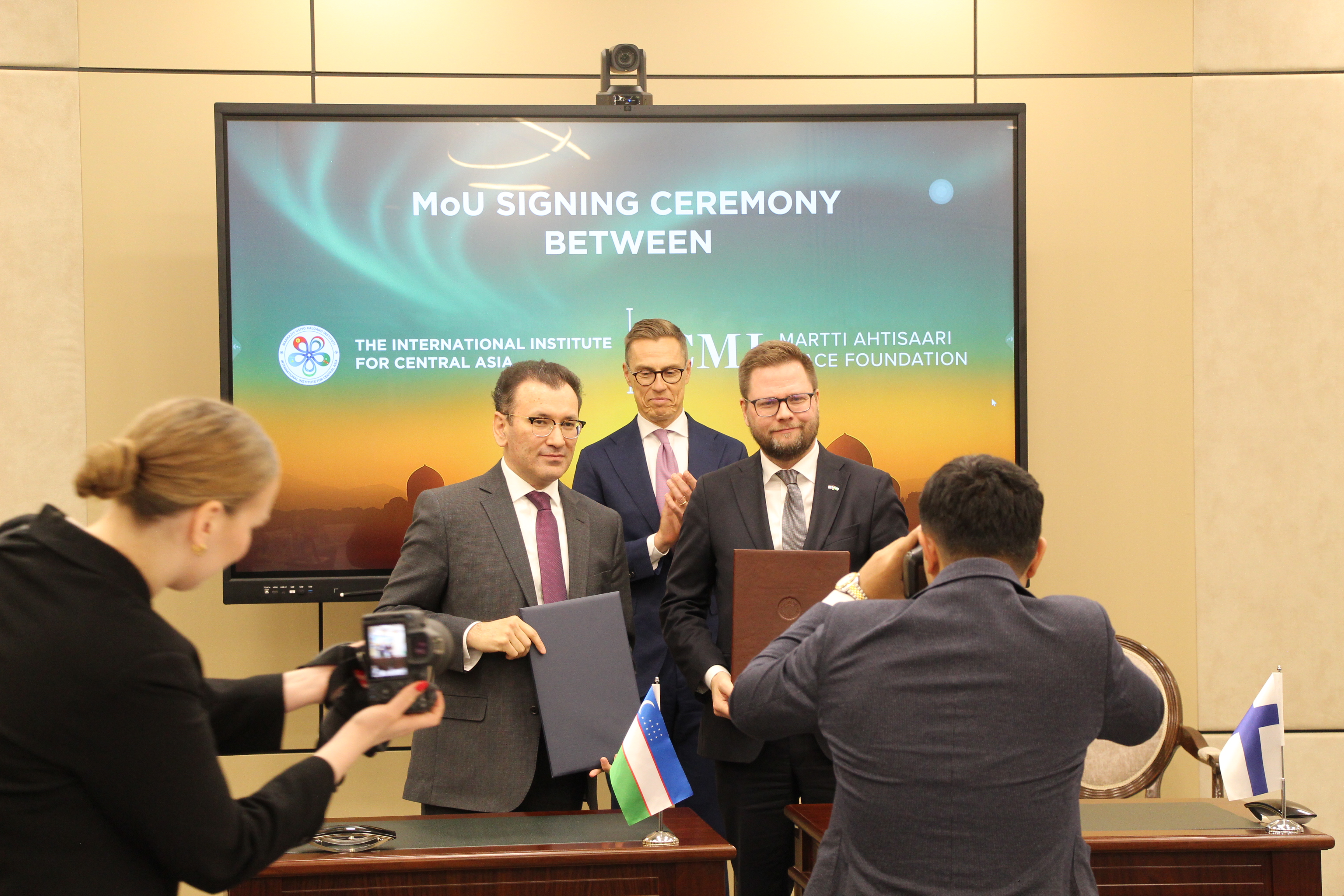 МИЦА укрепляет партнёрство с Фондом мира  Мартти Ахтисаари