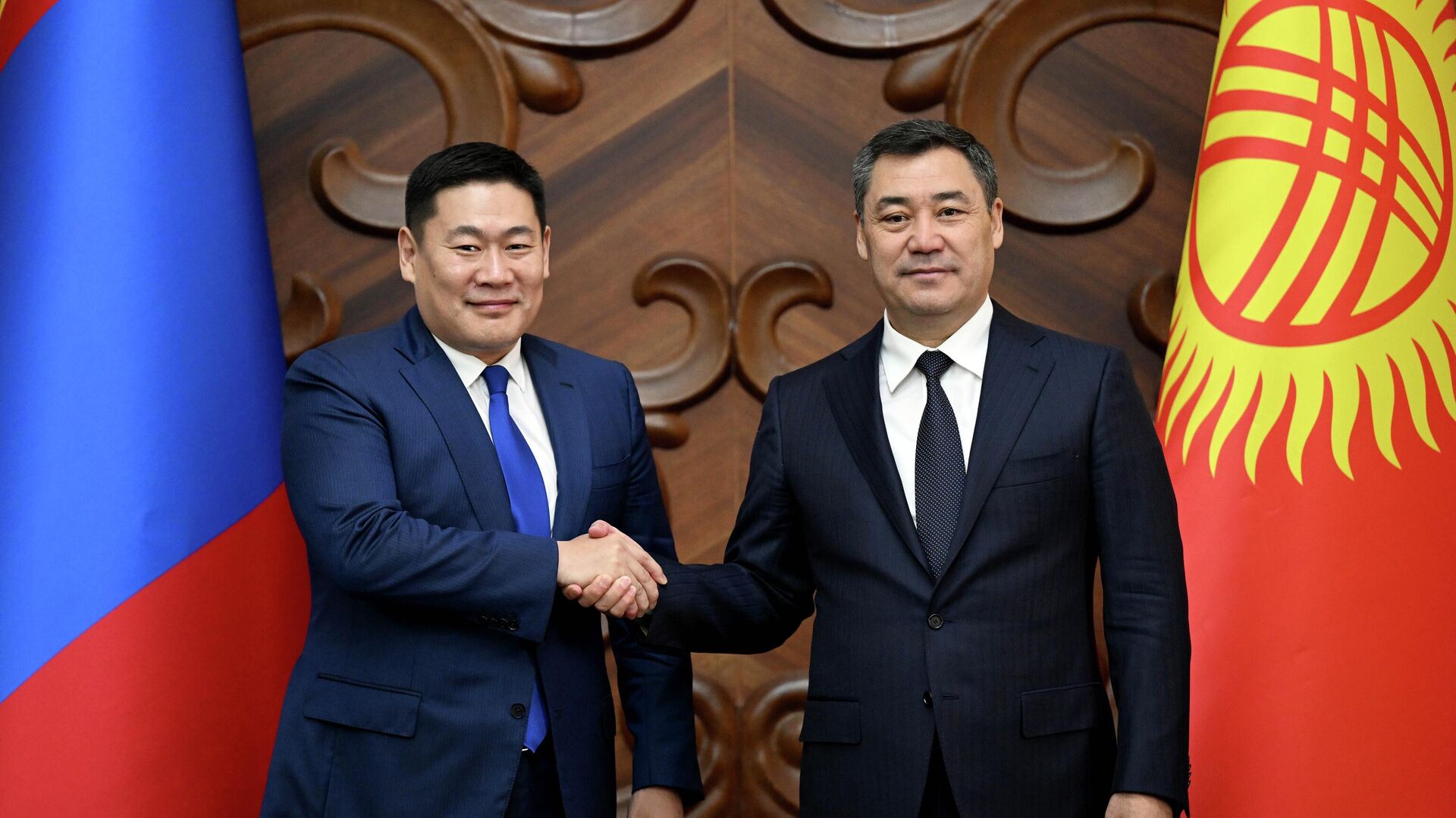 Президент Кыргызстана принял Премьер-министра Монголии