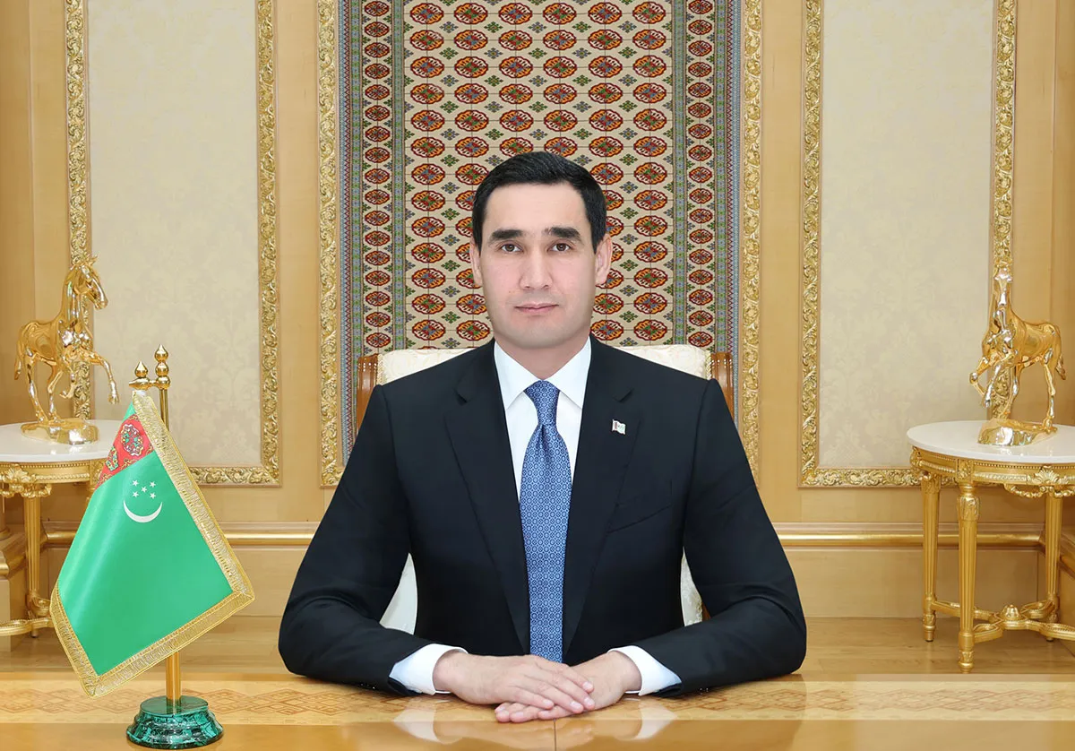 Президент С.Бердымухамедов поздравил соотечественников с Праздником туркменского алабая