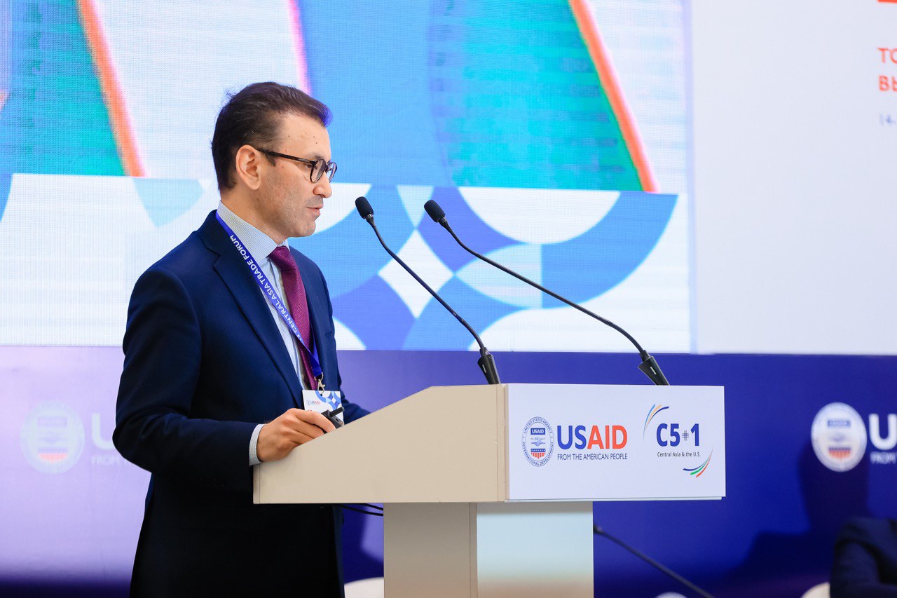 Central Asian states should continue to knock down trade barriers, laying a prerequisite for the formation of a unified regional market