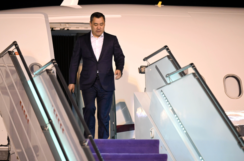 Президент Садыр Жапаров с рабочим визитом прибыл в Саудовскую Аравию