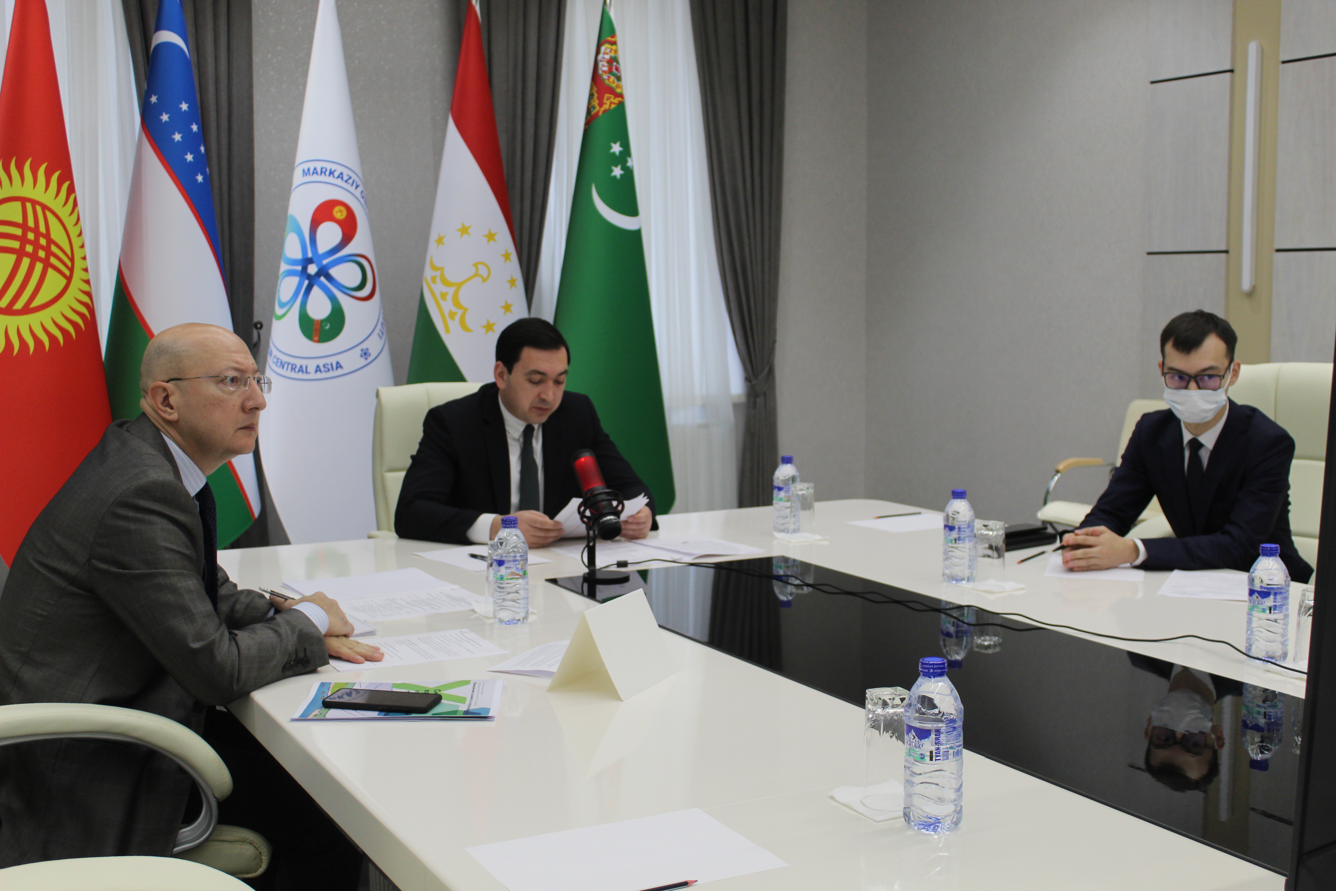 Эксперты стран Центральной Азии и Государства Израиль обсудили вопросы рационального использования водных ресурсов и сохранения ледников в регионе.