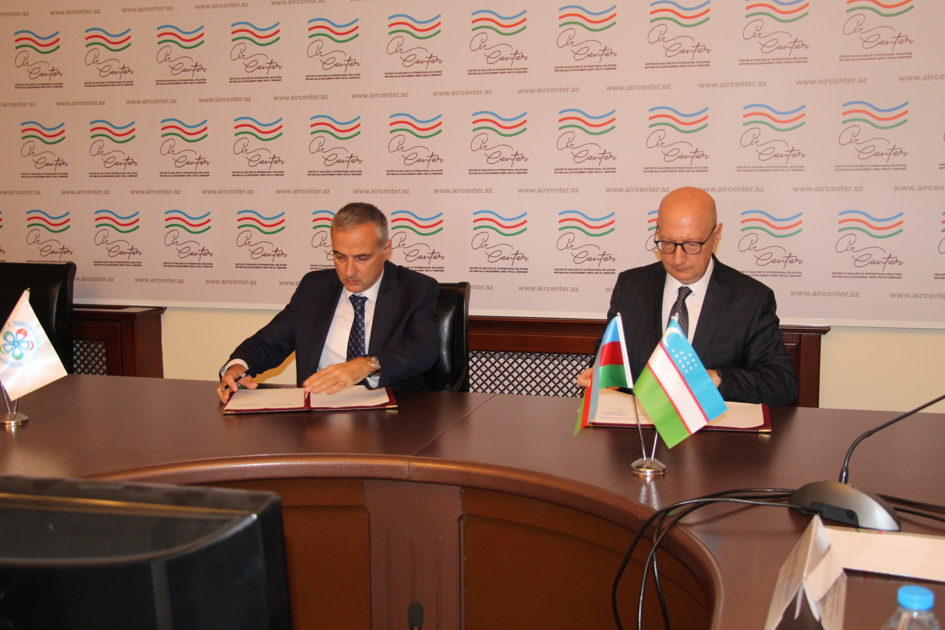 МИЦА подписало соглашение о сотрудничестве с ведущим аналитическим центром Азербайджана 