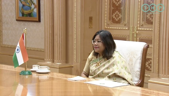 Глава Туркменистана аккредитовал Посла Индии