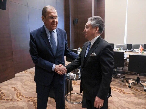 Главы МИД Кыргызстана и России обсудили взаимодействие в интеграционных объединениях 