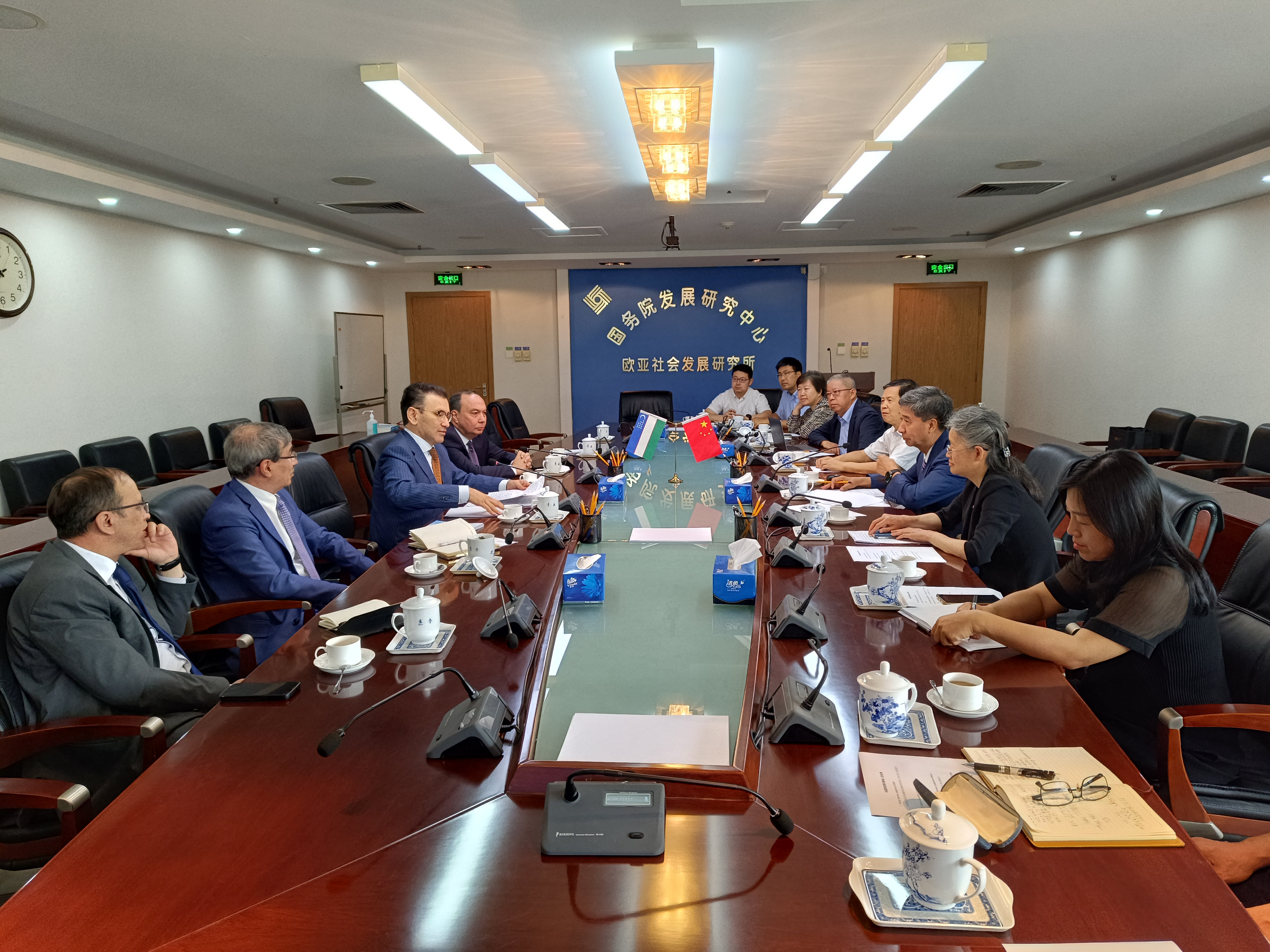 Prospects for combining national development strategies were discussed in Beijing