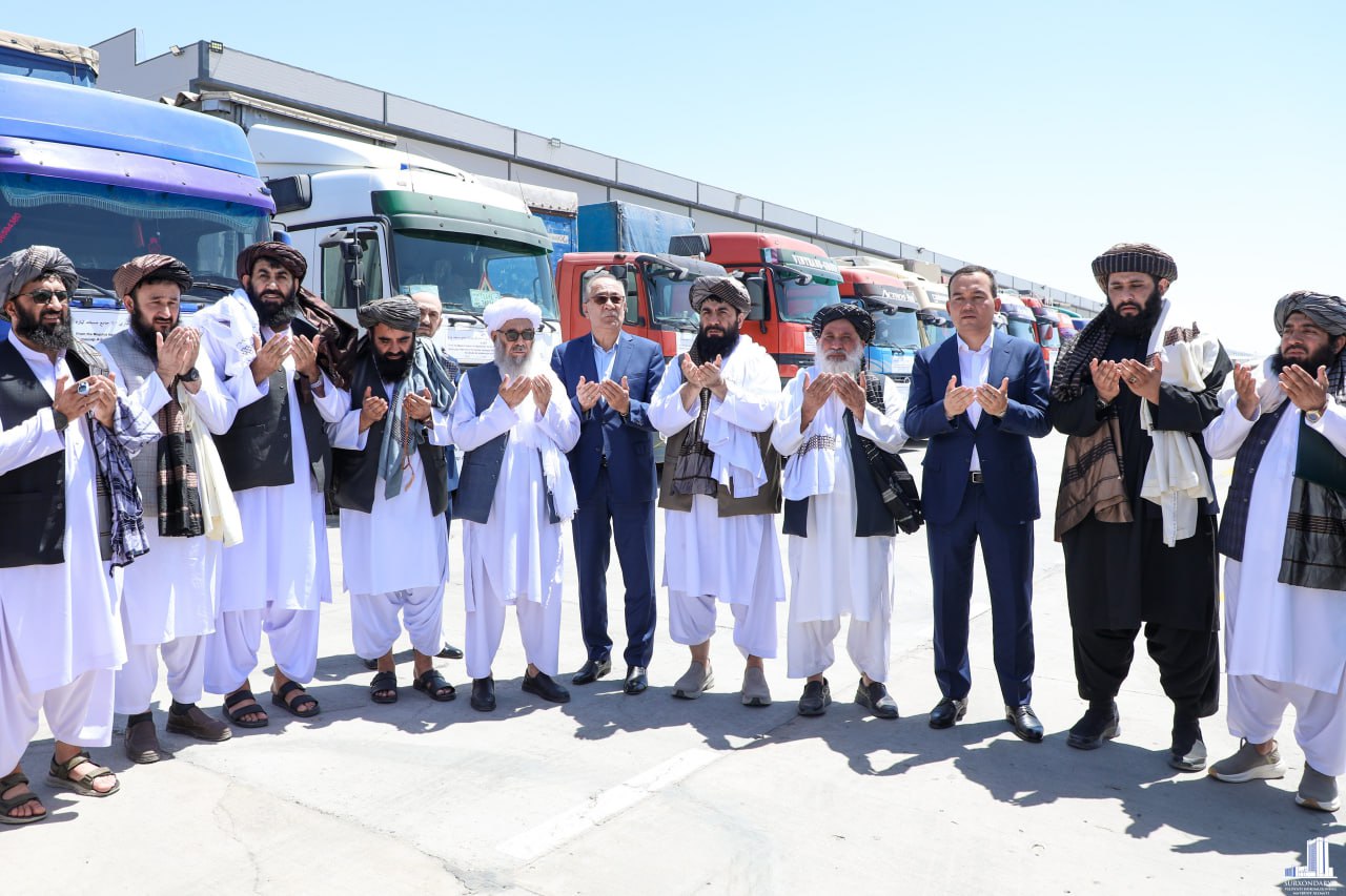 Афганистан передал Узбекистану мрамор для строительства комплекса Имама Бухарий