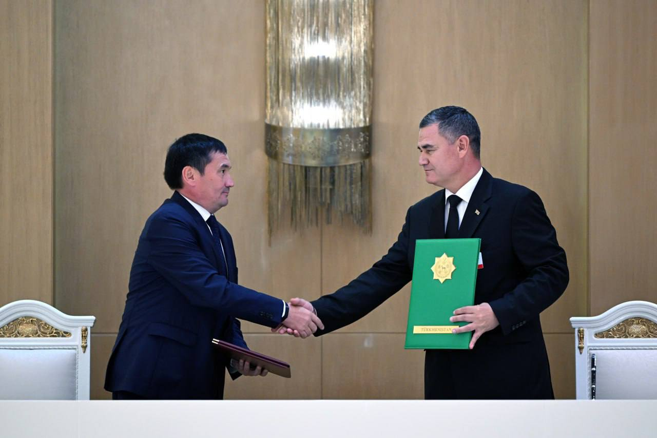 Узбекистан и Туркменистан возобновят прямые авиарейсы