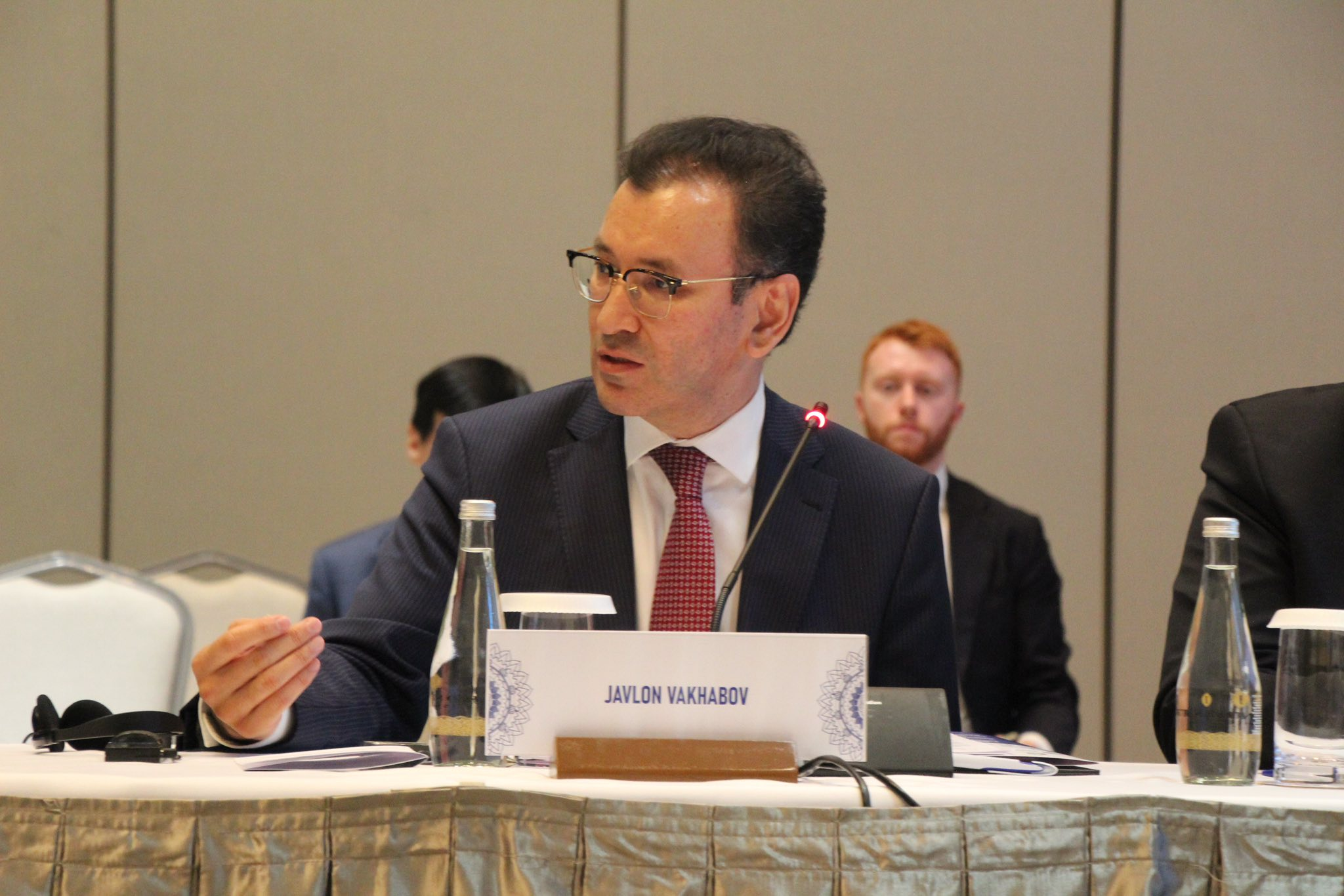 Выступление директора Международного института Центральной Азии Жавлона Вахабова на встрече высокого уровня «Узбекистан, Азербайджан и Европа — сотрудничество ради общего развития»