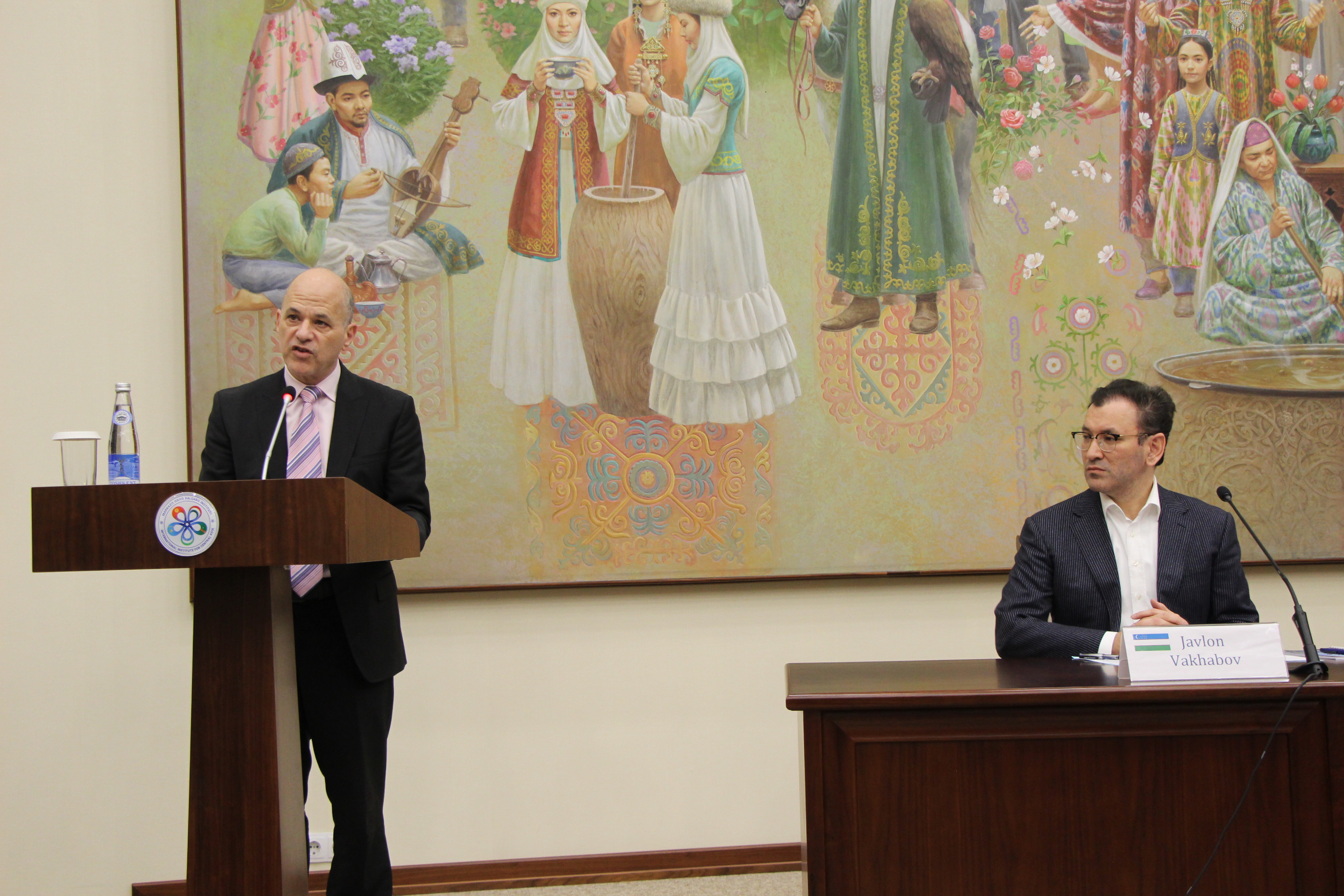 В МИЦА прошла лекция Посла США